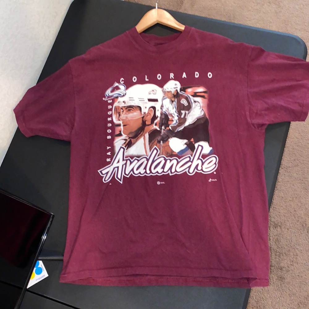 Vintage Avs Tee